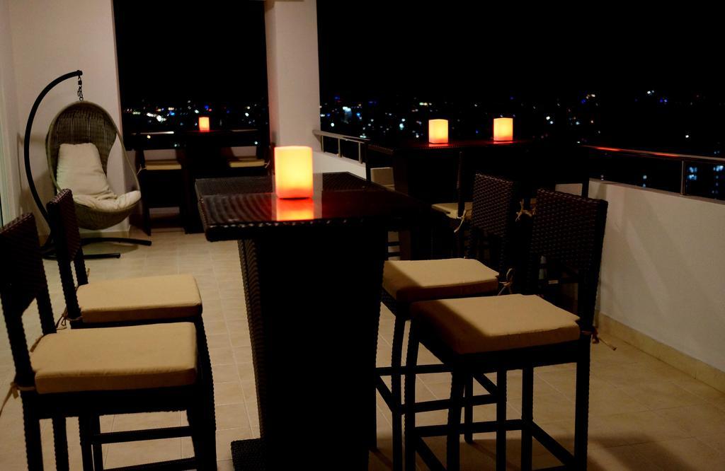 The Penthouse Above Sea Διαμέρισμα Dehiwala-Mount Lavinia Εξωτερικό φωτογραφία