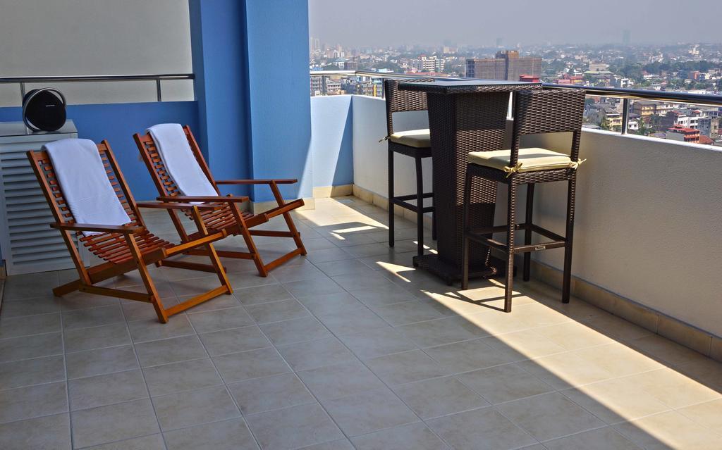 The Penthouse Above Sea Διαμέρισμα Dehiwala-Mount Lavinia Εξωτερικό φωτογραφία