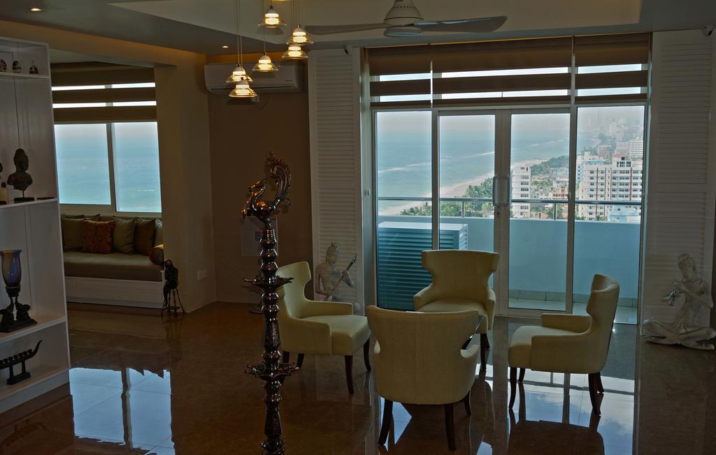 The Penthouse Above Sea Διαμέρισμα Dehiwala-Mount Lavinia Εξωτερικό φωτογραφία