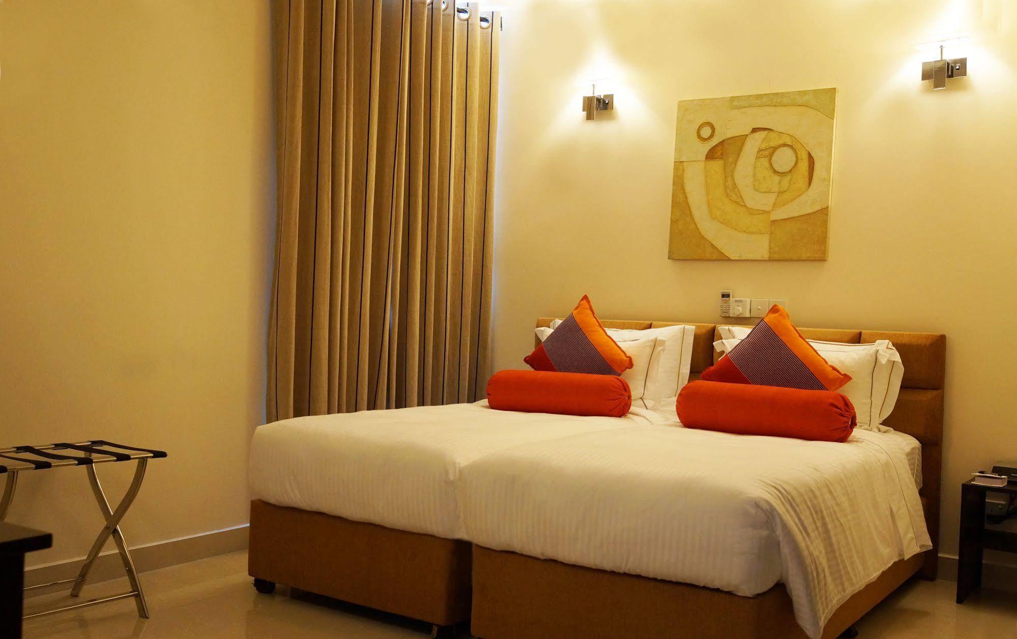 The Penthouse Above Sea Διαμέρισμα Dehiwala-Mount Lavinia Εξωτερικό φωτογραφία